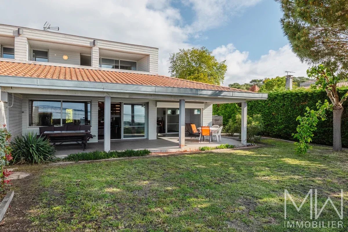 VILLA 1ERE LIGNE – PETIT PIQUEY – 8 COUCHAGES
