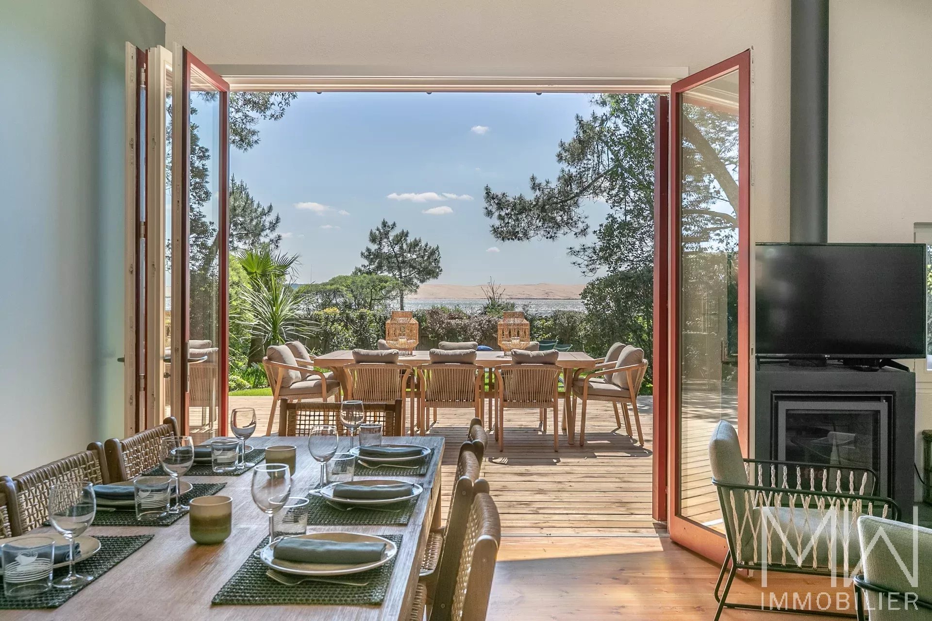 VILLA DE CHARME EN 1ERE LIGNE – QUARTIER DES 44HA – CAP FERRET – 8 COUCHAGES