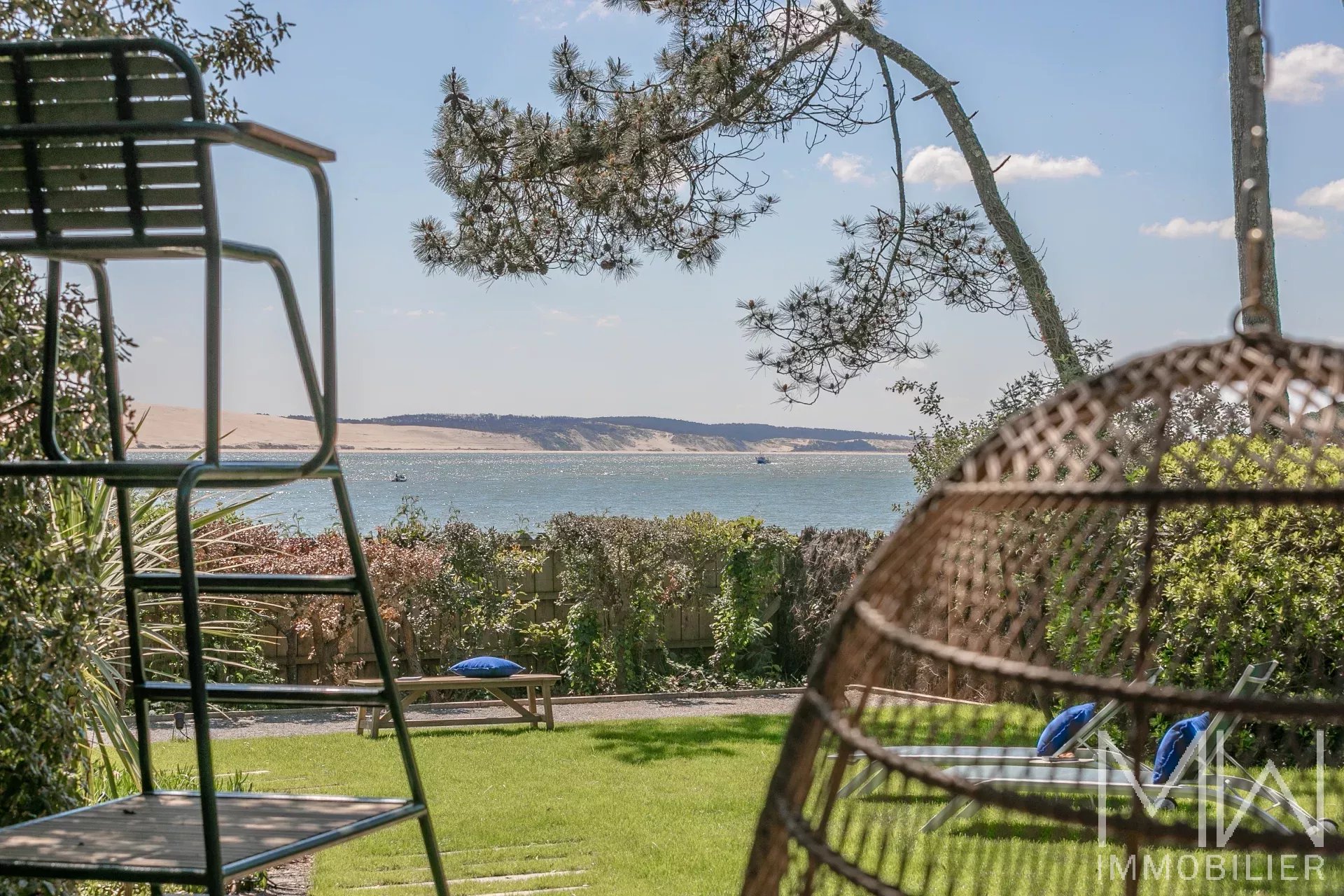 VILLA DE CHARME EN 1ERE LIGNE – QUARTIER DES 44HA – CAP FERRET – 8 COUCHAGES