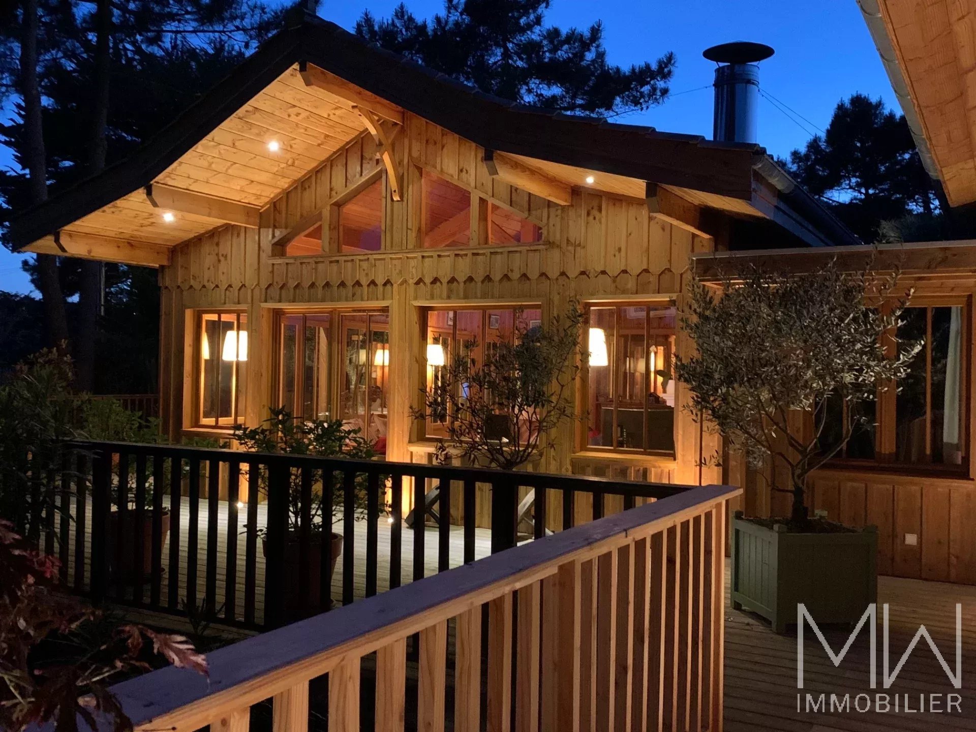 VILLA BOIS AU COEUR DU CAP FERRET – 8 COUCHAGES