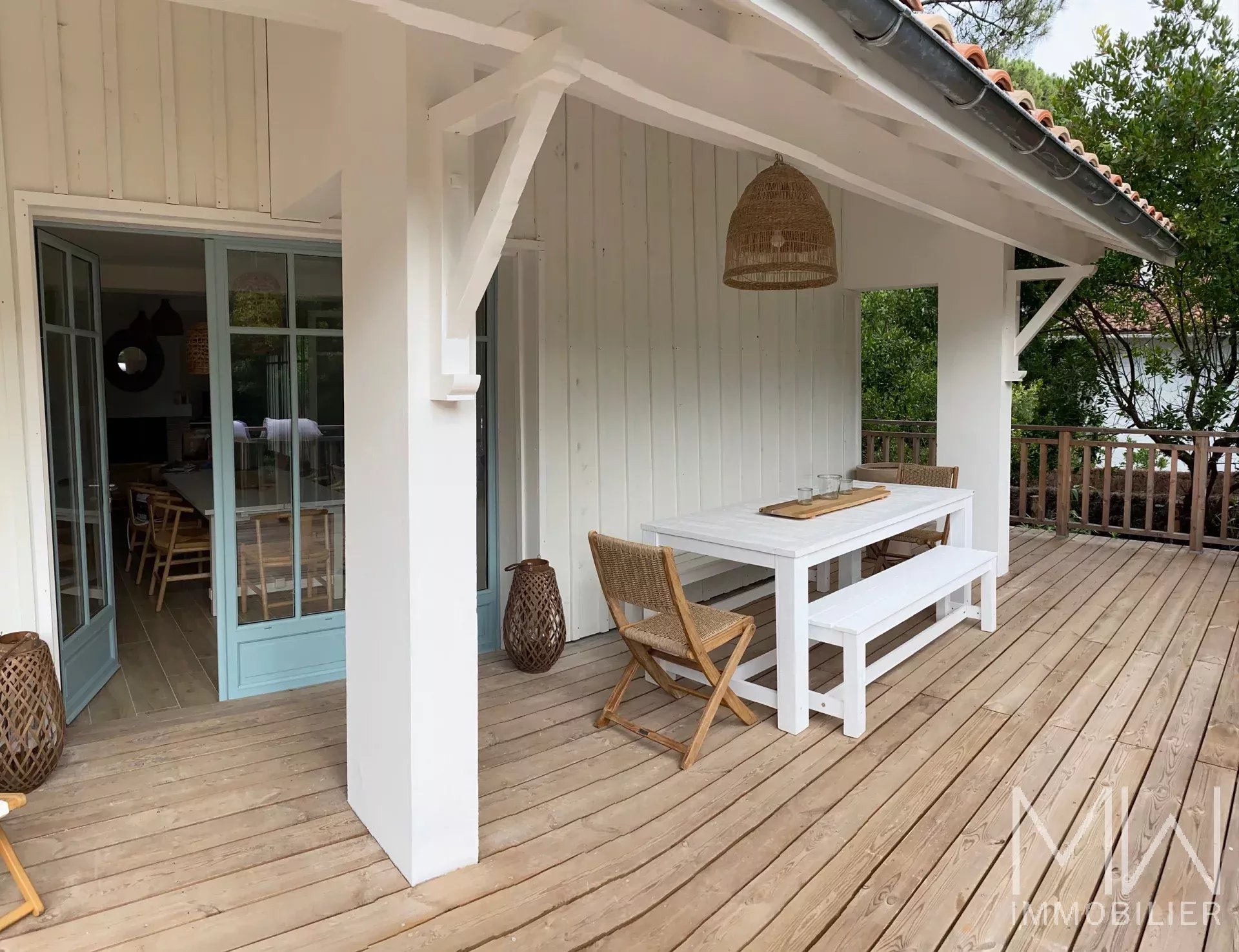 RAVISSANTE VILLA A LA POINTE DU CAP FERRET – 10 COUCHAGES