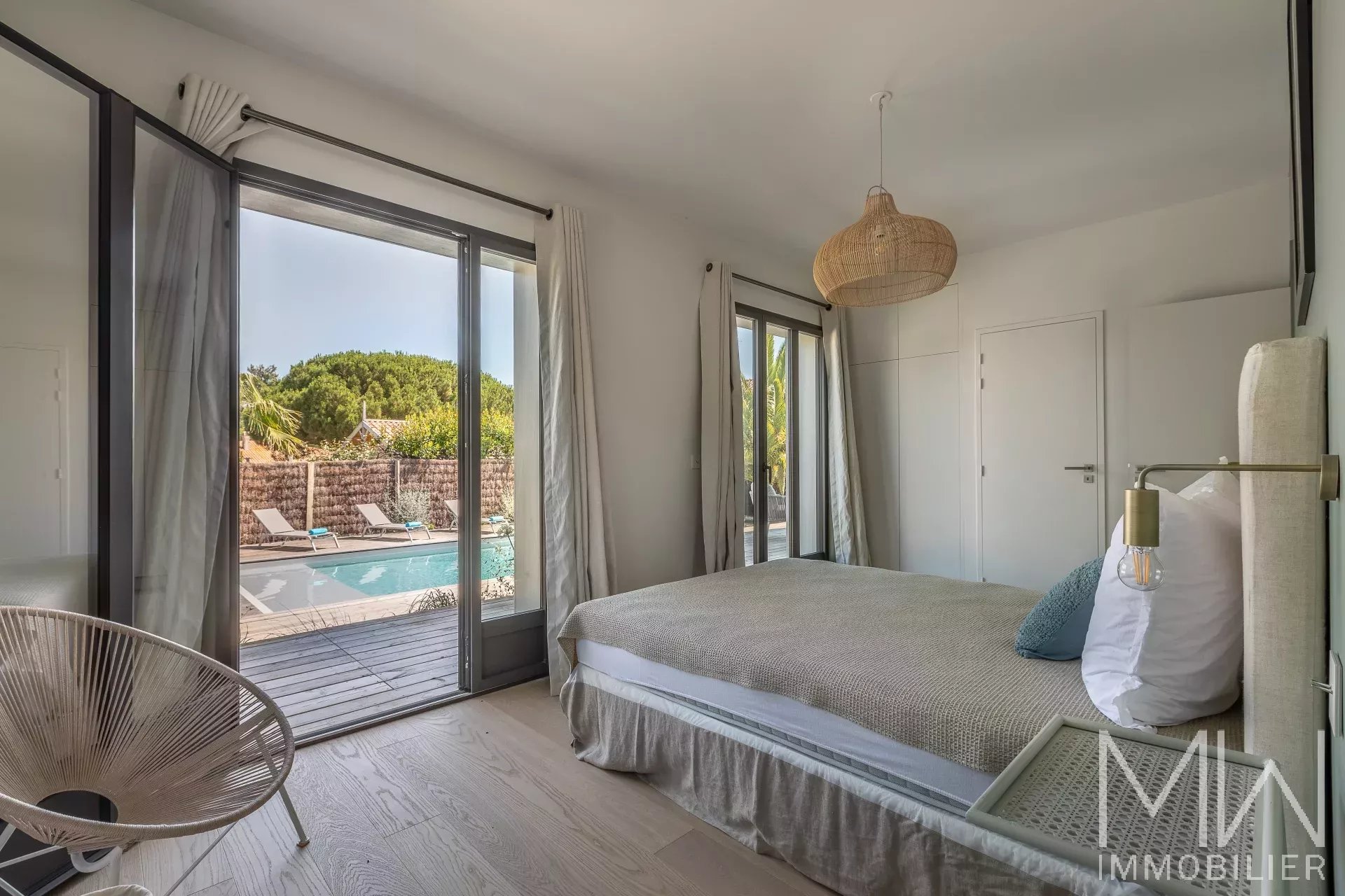 VILLA AVE PISCINE AU COEUR DU CAP FERRET – 10 COUCHAGES