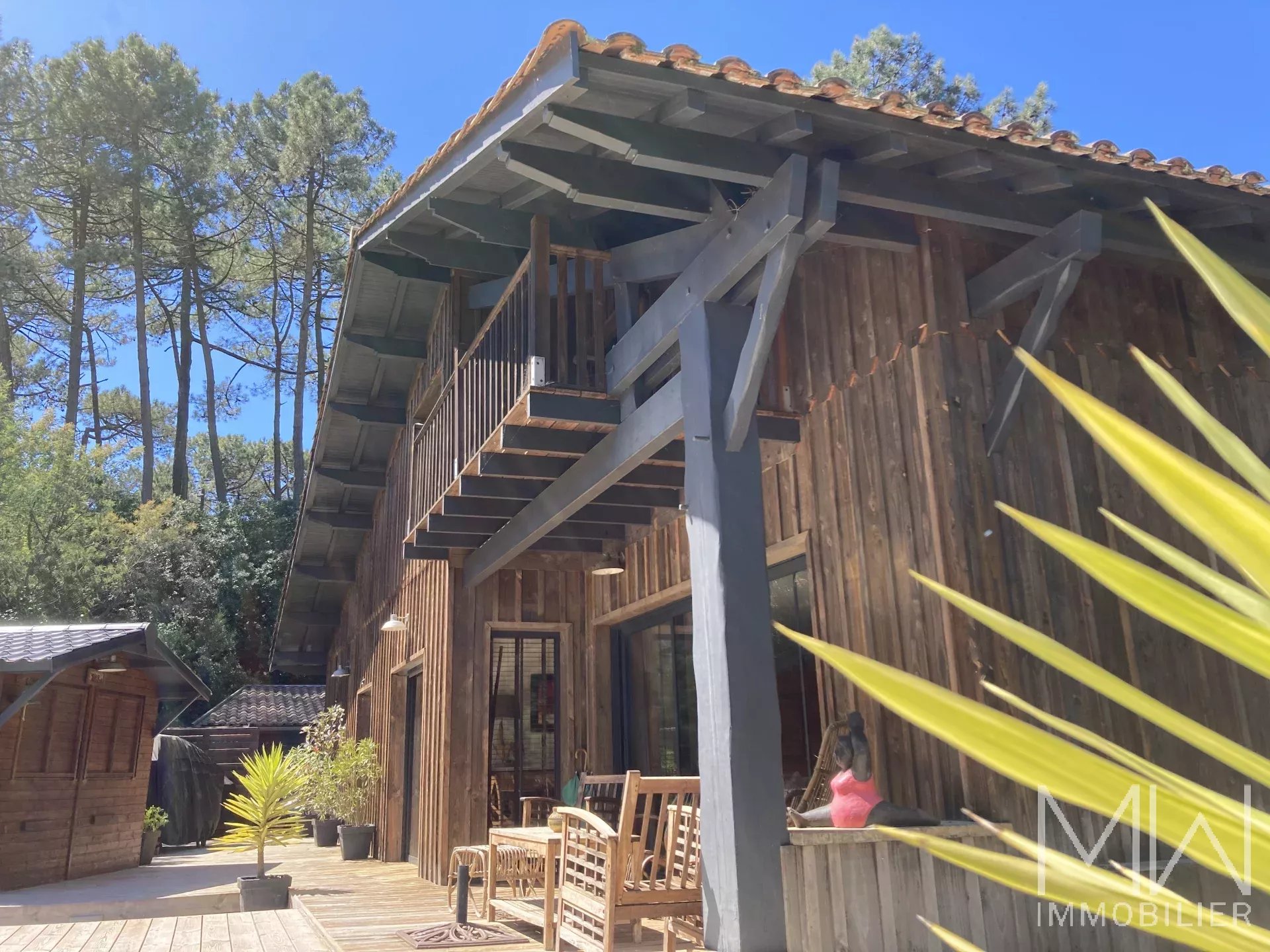 RAVISSANTE VILLA -LE CANON-