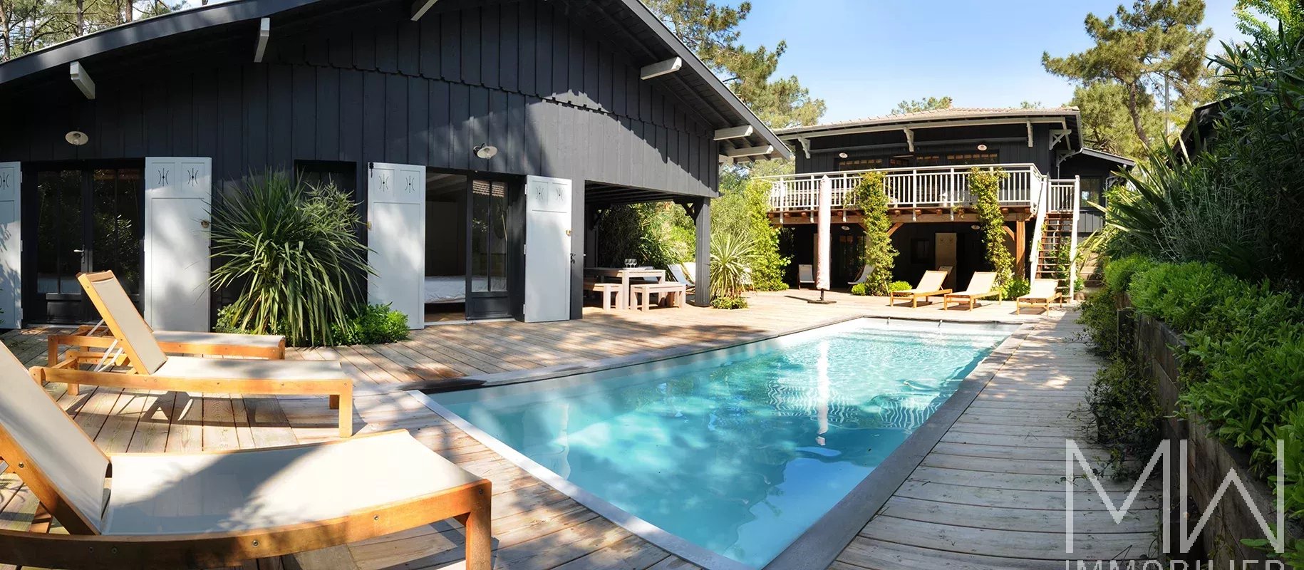 MAGNIFIQUE VILLA BOIS A LA POINTE DU CAP FERRET – 14 COUCHAGES