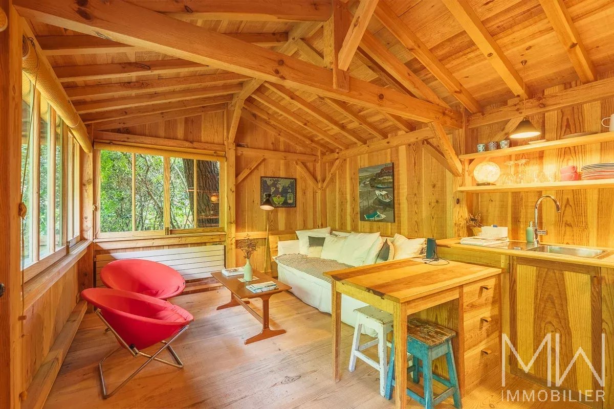 LOCATION SAISONNIÈRE CAP FERRET CENTRE – 8 COUCHAGES