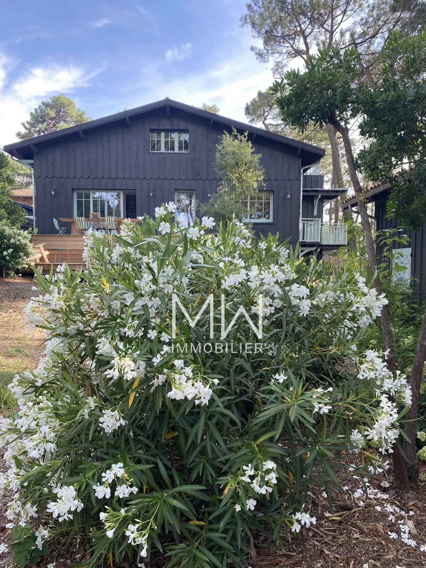 VILLA BOIS – CLAOUEY – 10 COUCHAGES