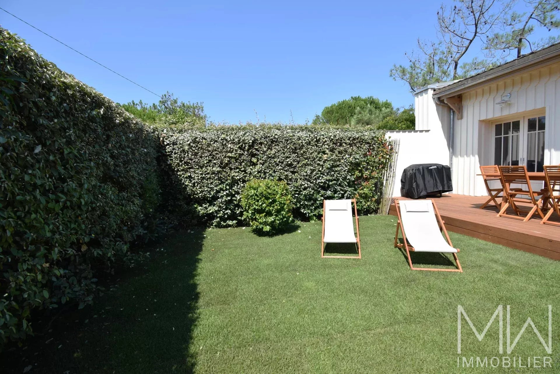 RAVISSANTE VILLA SUR LA DUNE -CAP FERRET-