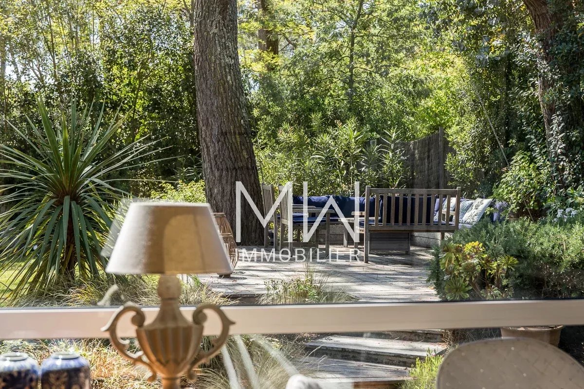 VILLA AU CALME DANS LE QUARTIER DES 44HA – CAP FERRET – 9 COUCHAGES