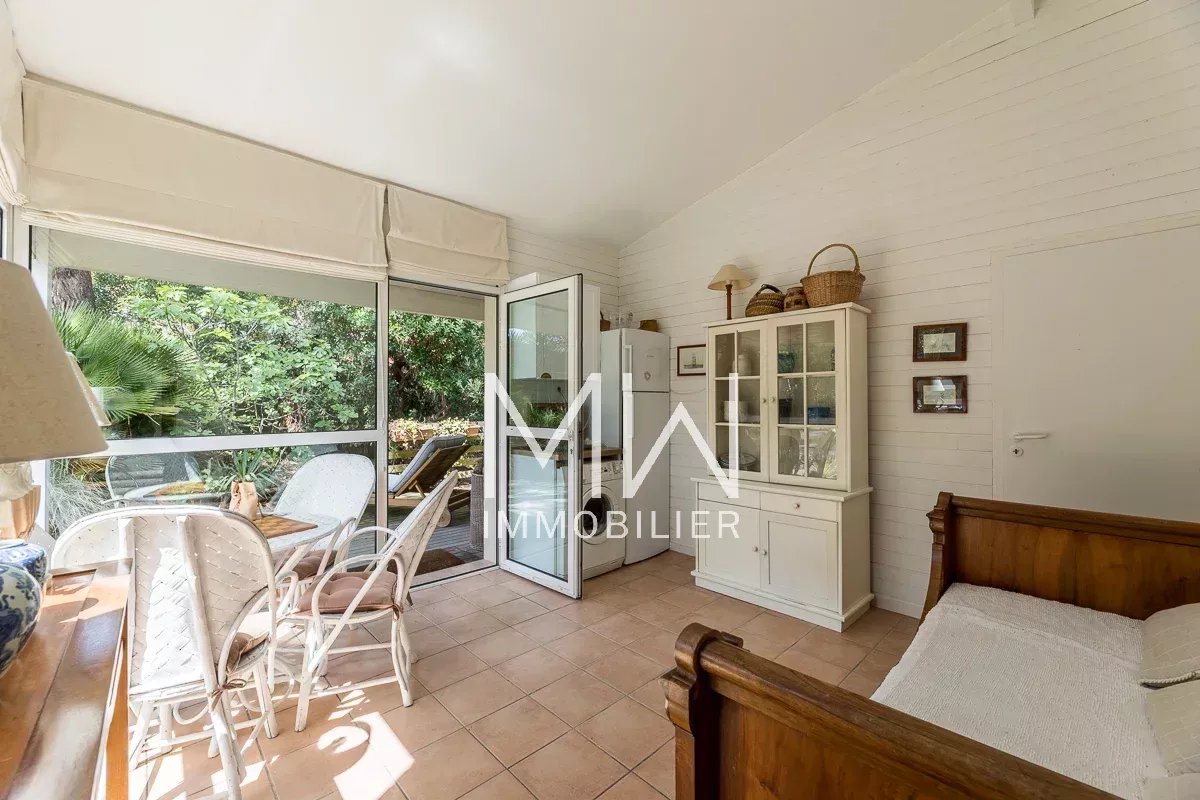 VILLA AU CALME DANS LE QUARTIER DES 44HA – CAP FERRET – 9 COUCHAGES