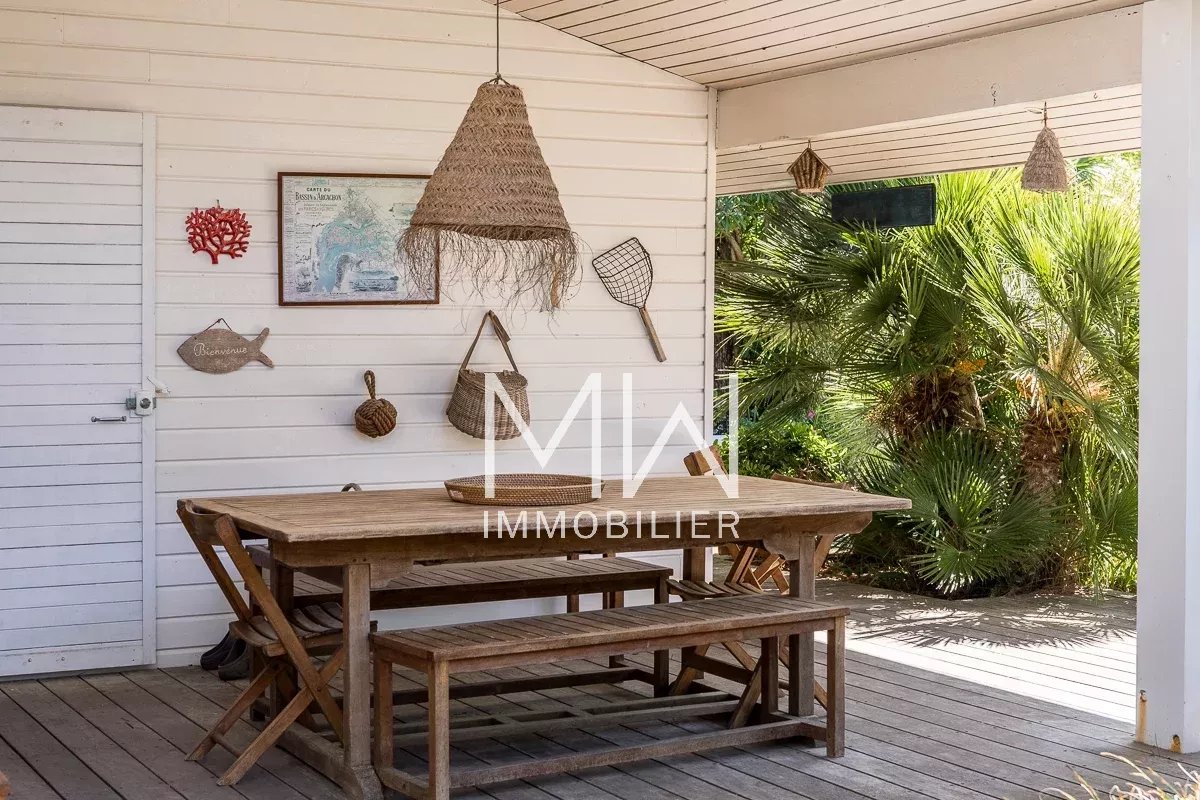 VILLA AU CALME DANS LE QUARTIER DES 44HA – CAP FERRET – 9 COUCHAGES