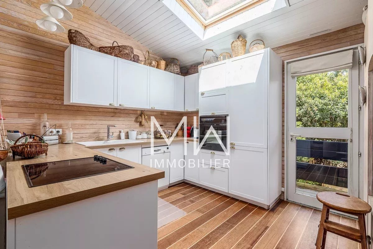 VILLA AU CALME DANS LE QUARTIER DES 44HA – CAP FERRET – 9 COUCHAGES