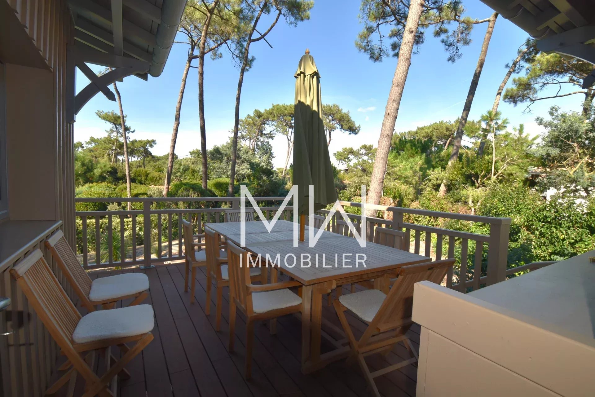 VILLA DE PRESTIGE – CAP FERRET – 10 COUCHAGES