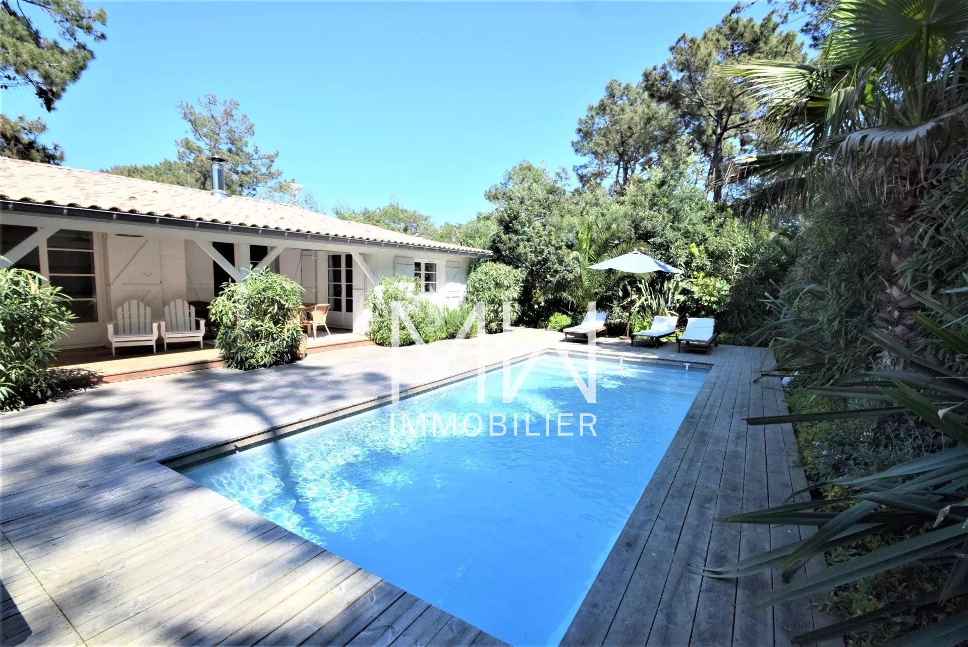 BELLE VILLA AVEC PISCINE – CAP FERRET – 10 COUCHAGES