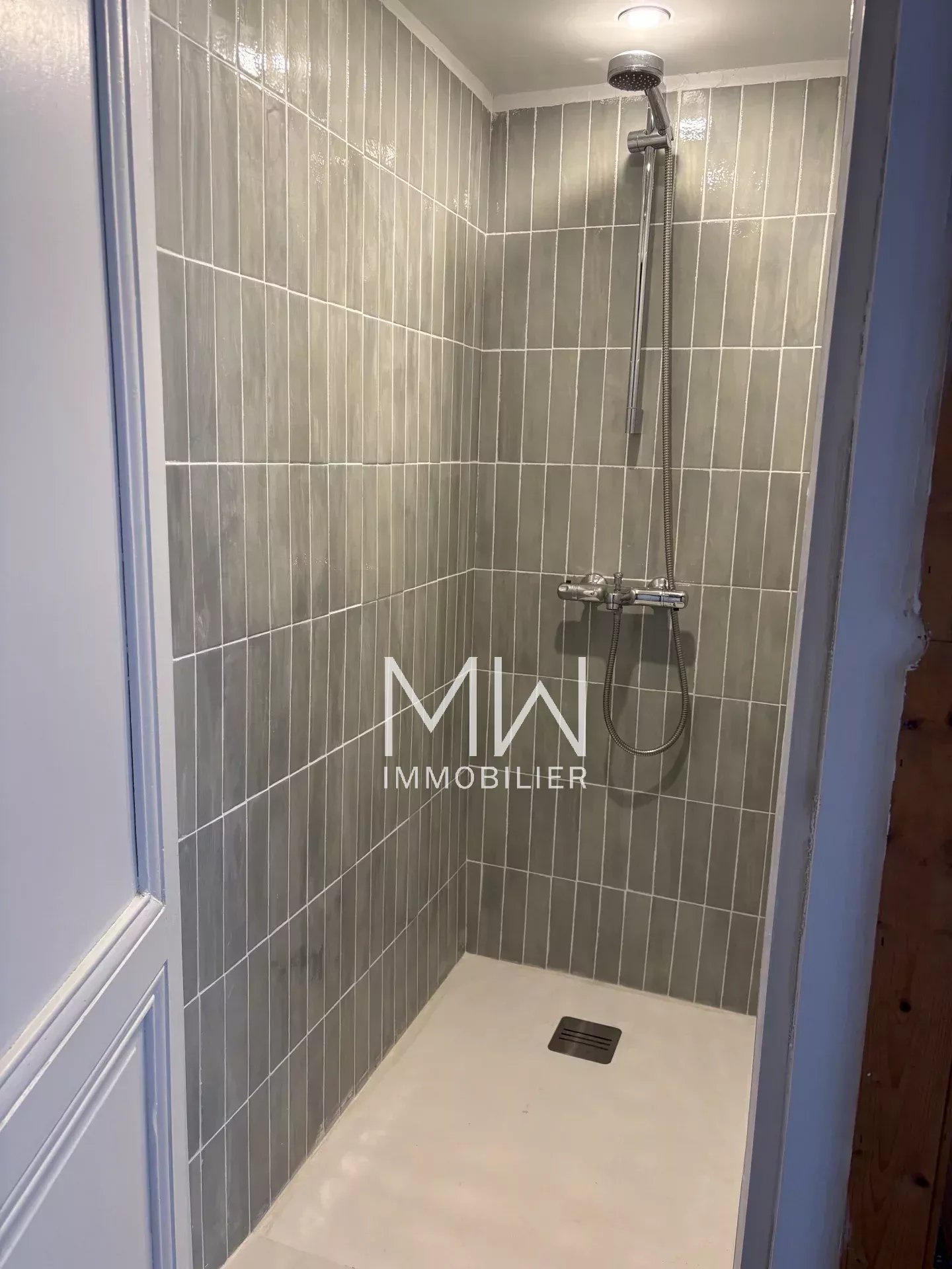 VILLA PLEINE DE CHARME EN 1ERE LIGNE – CAP FERRET – 8 COUCHAGES