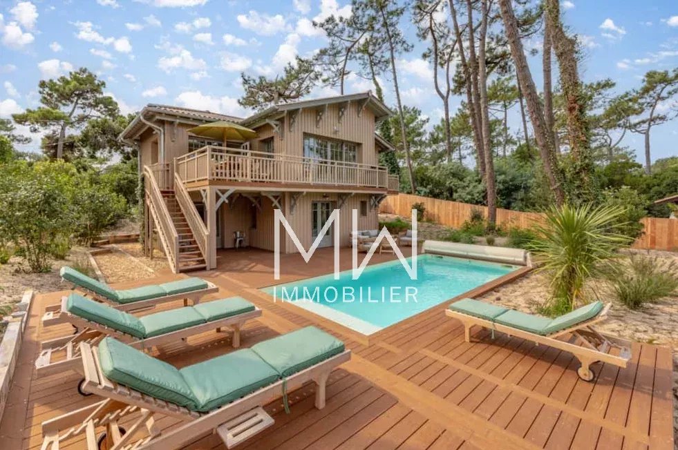 VILLA DE PRESTIGE – CAP FERRET – 10 COUCHAGES