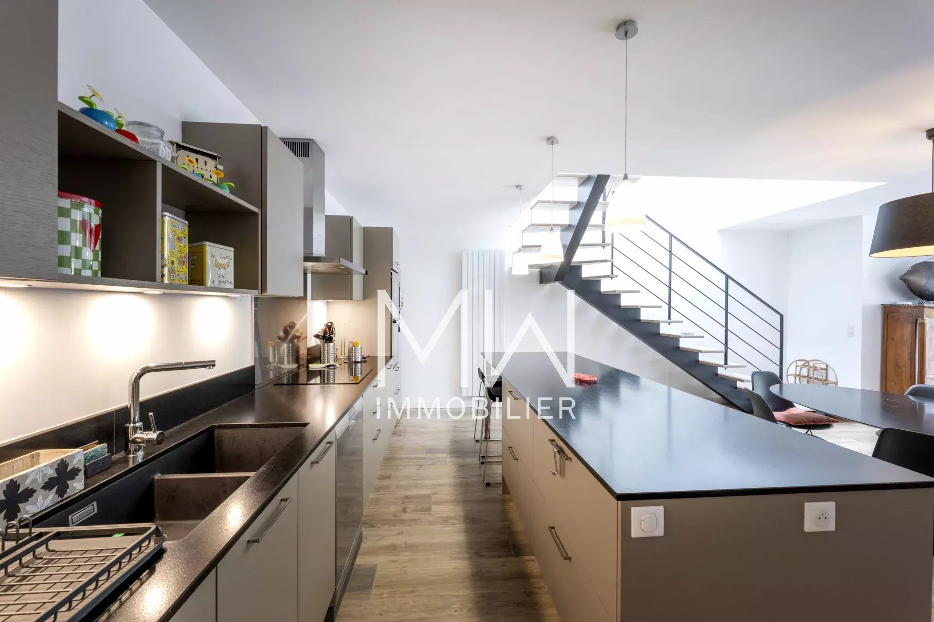 VILLA BOIS AVEC PISCINE – CAP FERRET – 6 COUCHAGES