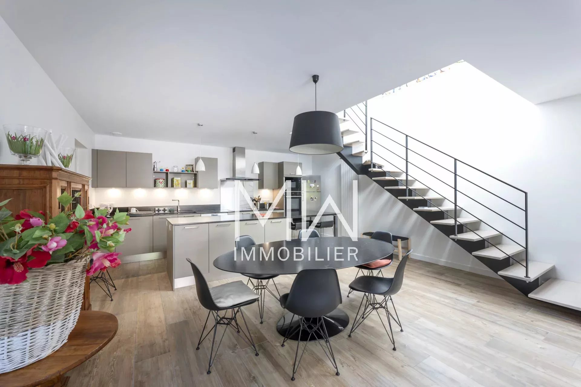 VILLA BOIS AVEC PISCINE – CAP FERRET – 6 COUCHAGES