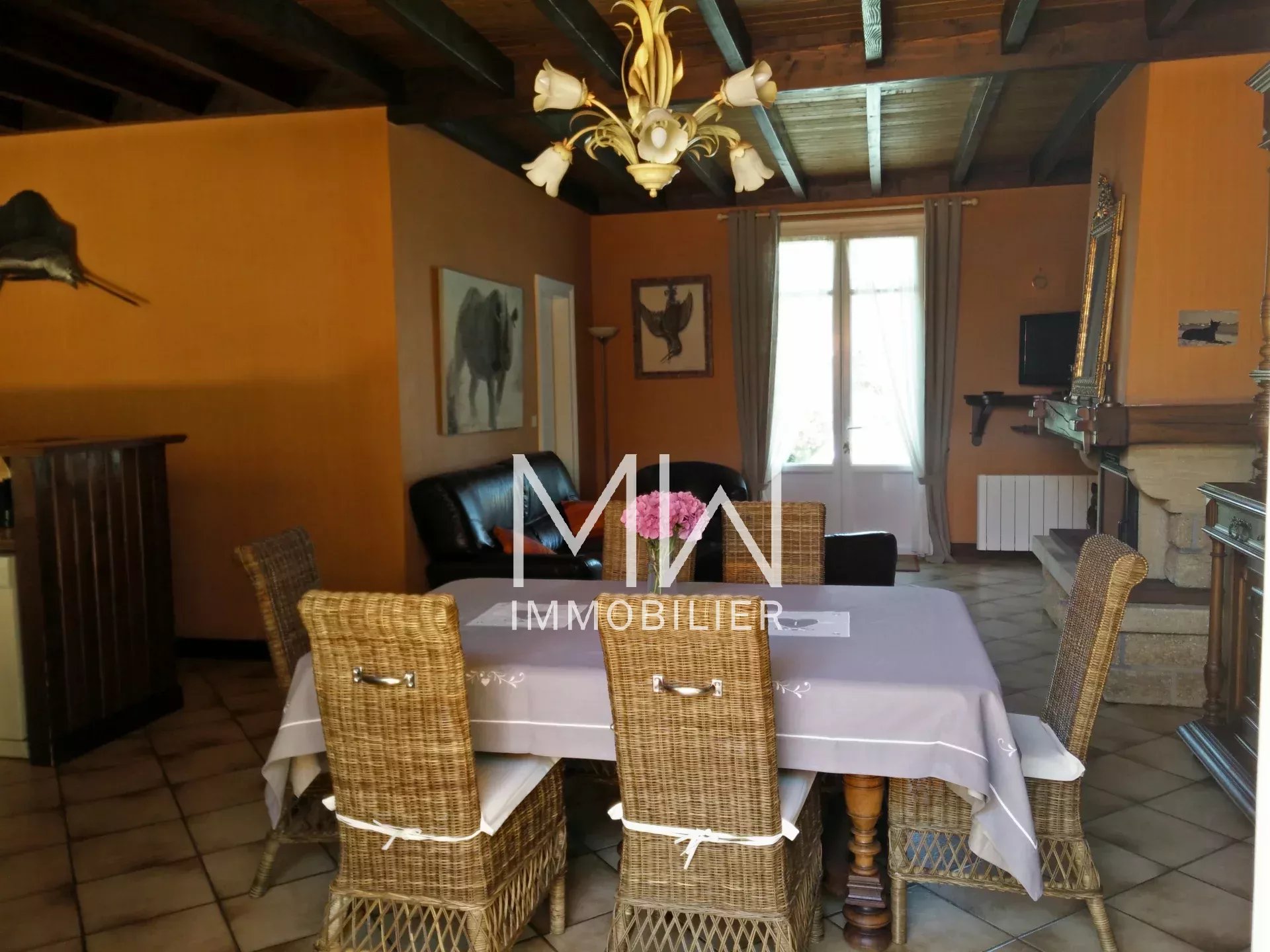 CHARMANTE ARCACHONNAISE – CAP FERRET – 6 COUCHAGES