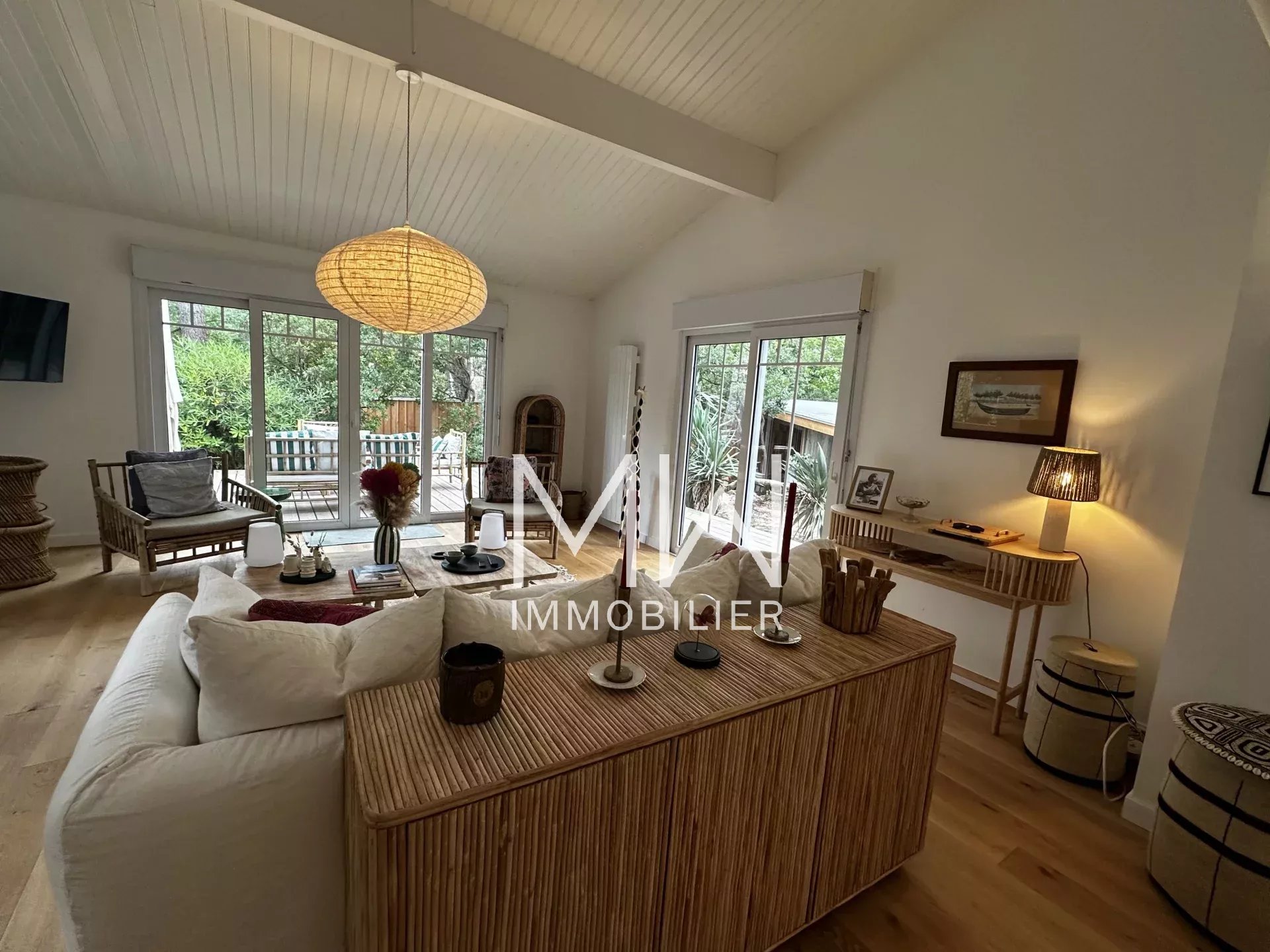 CHARMANTE VILLA – CAP FERRET 44ha – 8 COUCHAGES