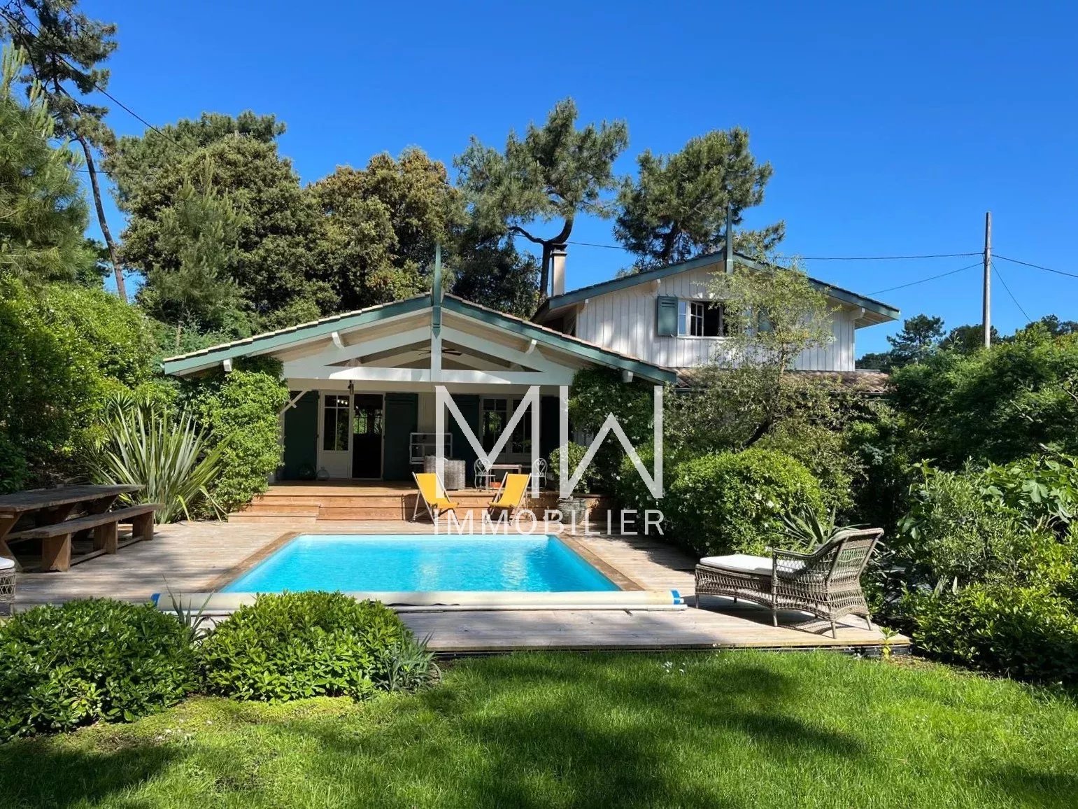 VILLA BOIS AVEC PISCINE – LE CANON – 12 COUCHAGES
