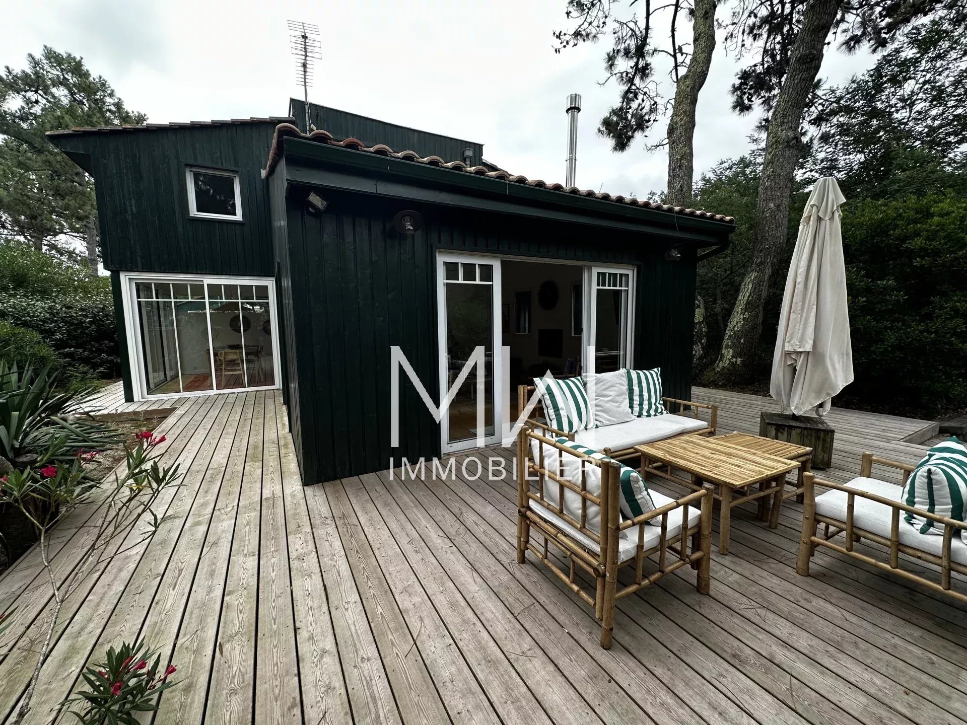 CHARMANTE VILLA – CAP FERRET 44ha – 8 COUCHAGES