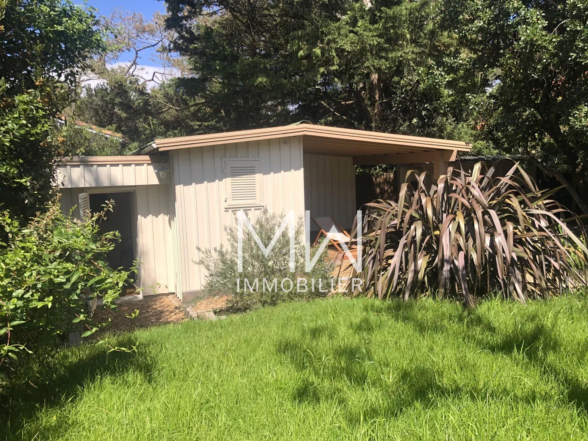 RAVISSANTE VILLA SUR LA DUNE -CAP FERRET-