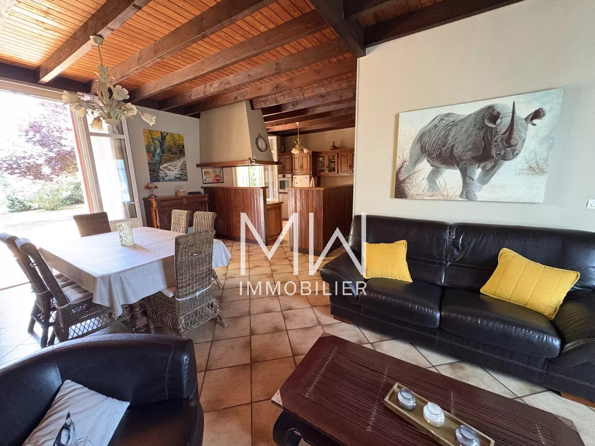 CHARMANTE ARCACHONNAISE – CAP FERRET – 6 COUCHAGES