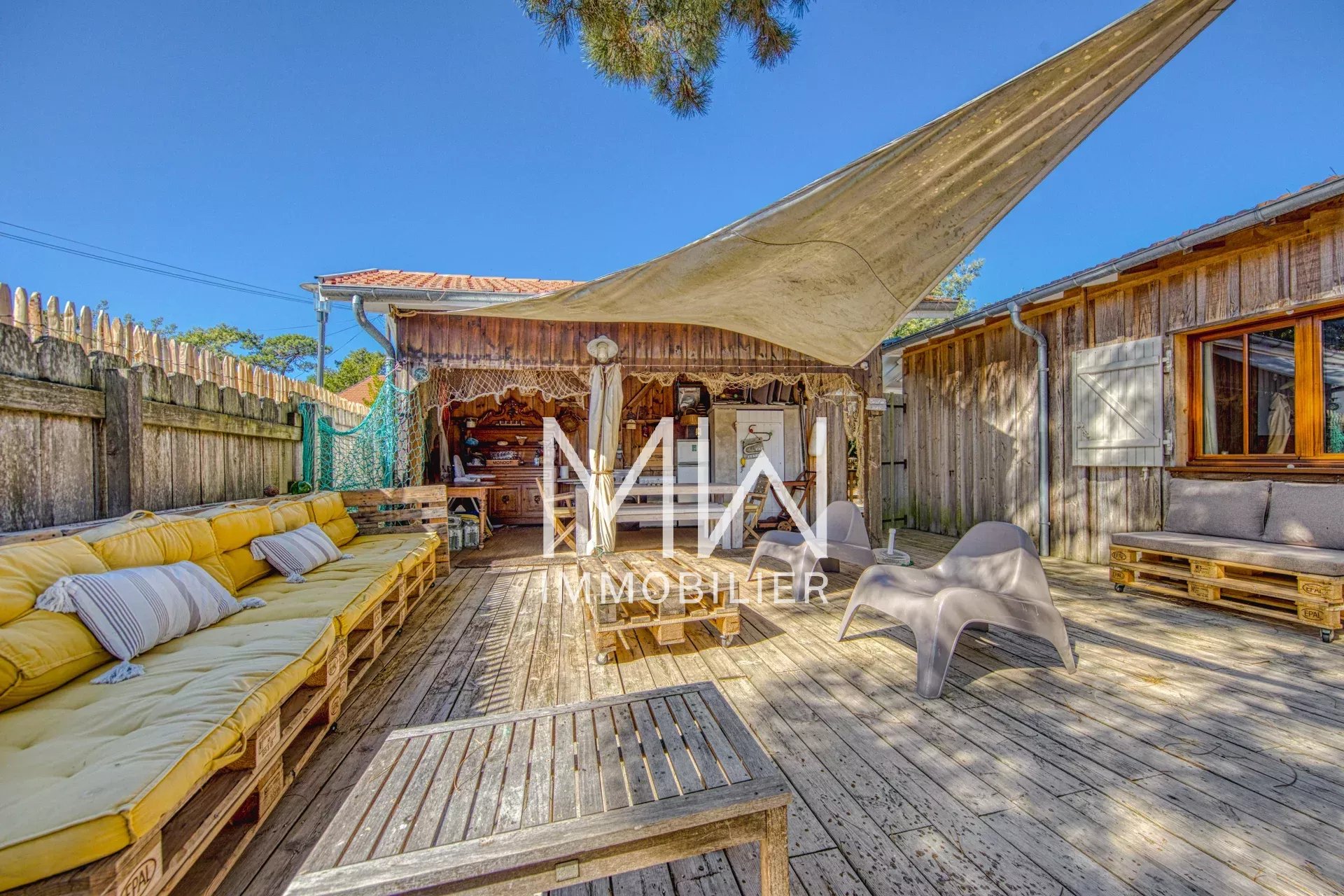 VILLA BOIS – PETIT PIQUEY – 8 COUCHAGES