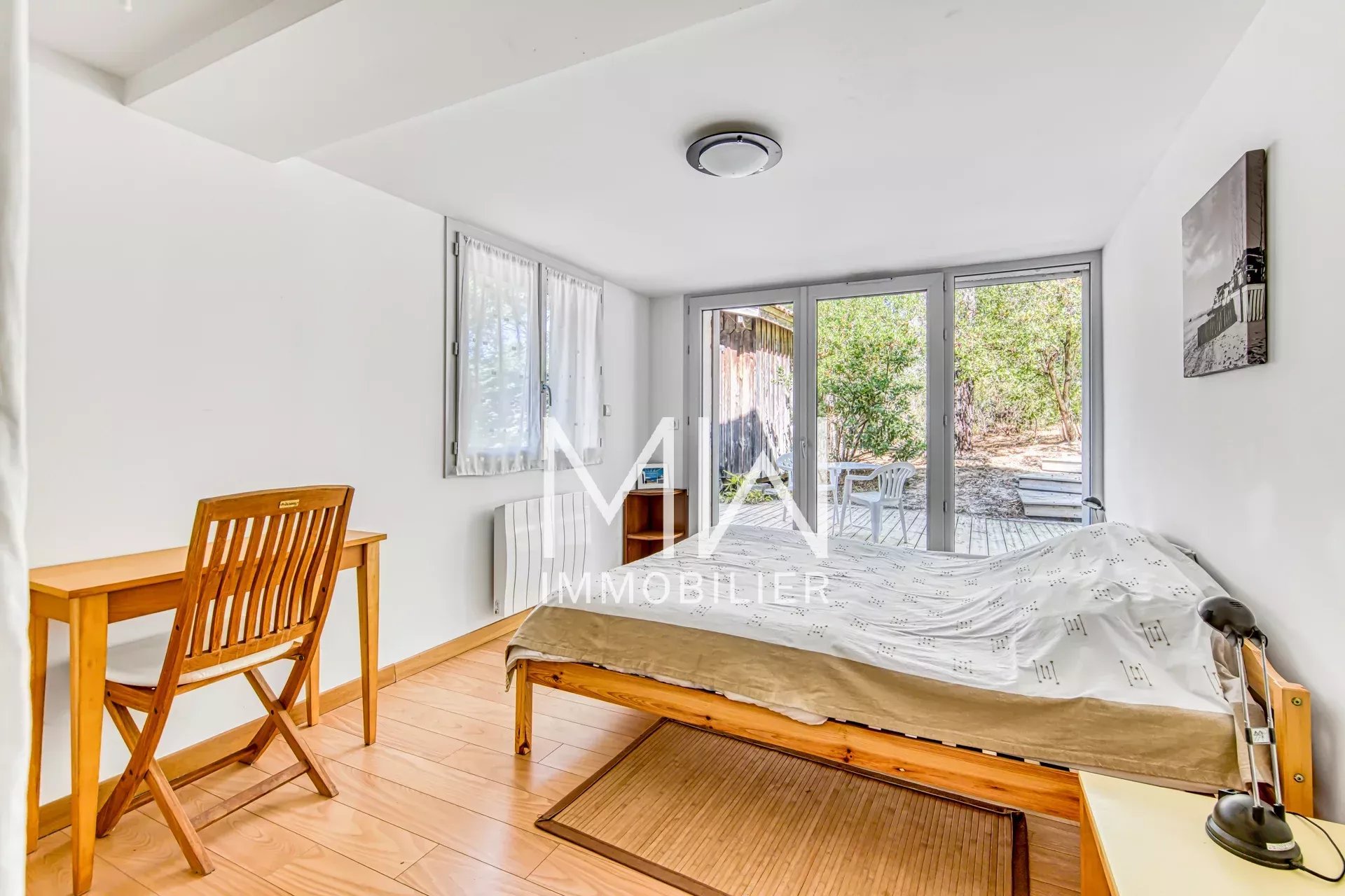 VILLA AVEC PISCINE – PIRAILLAN – 8 COUCHAGES
