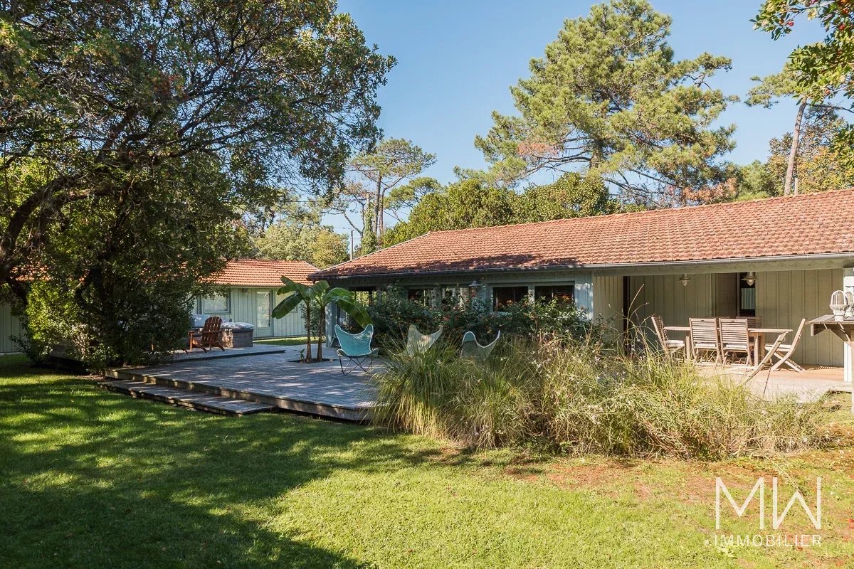AU COEUR DES 44 HECTARES – CAP FERRET – 10 COUCHAGES