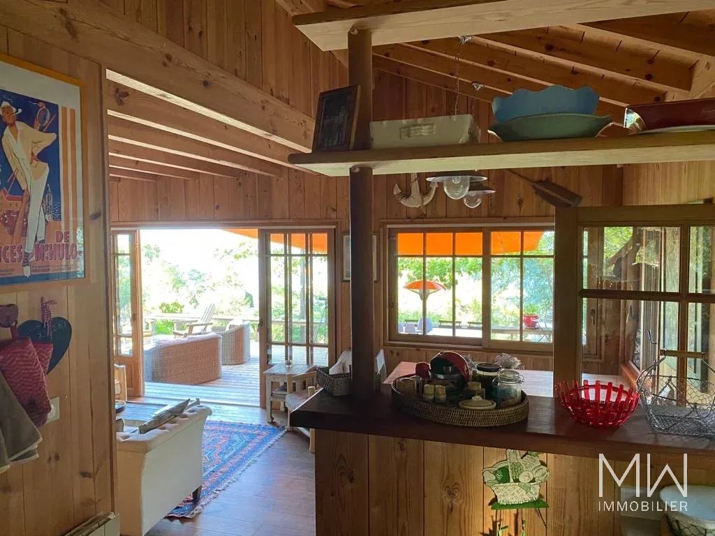 VILLA BOIS AVEC PISCINE ET VUE PANORAMIQUE SUR LE BASSIN – LA VIGNE – 12 PERSONNES