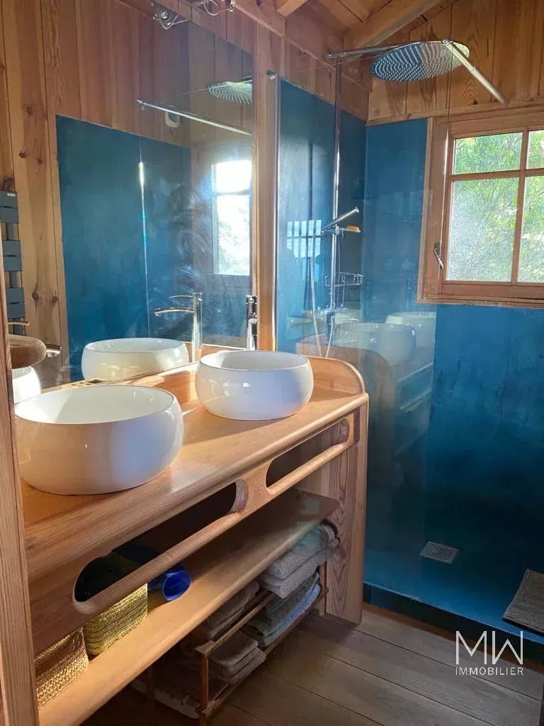 VILLA BOIS AVEC PISCINE ET VUE PANORAMIQUE SUR LE BASSIN – LA VIGNE – 12 PERSONNES