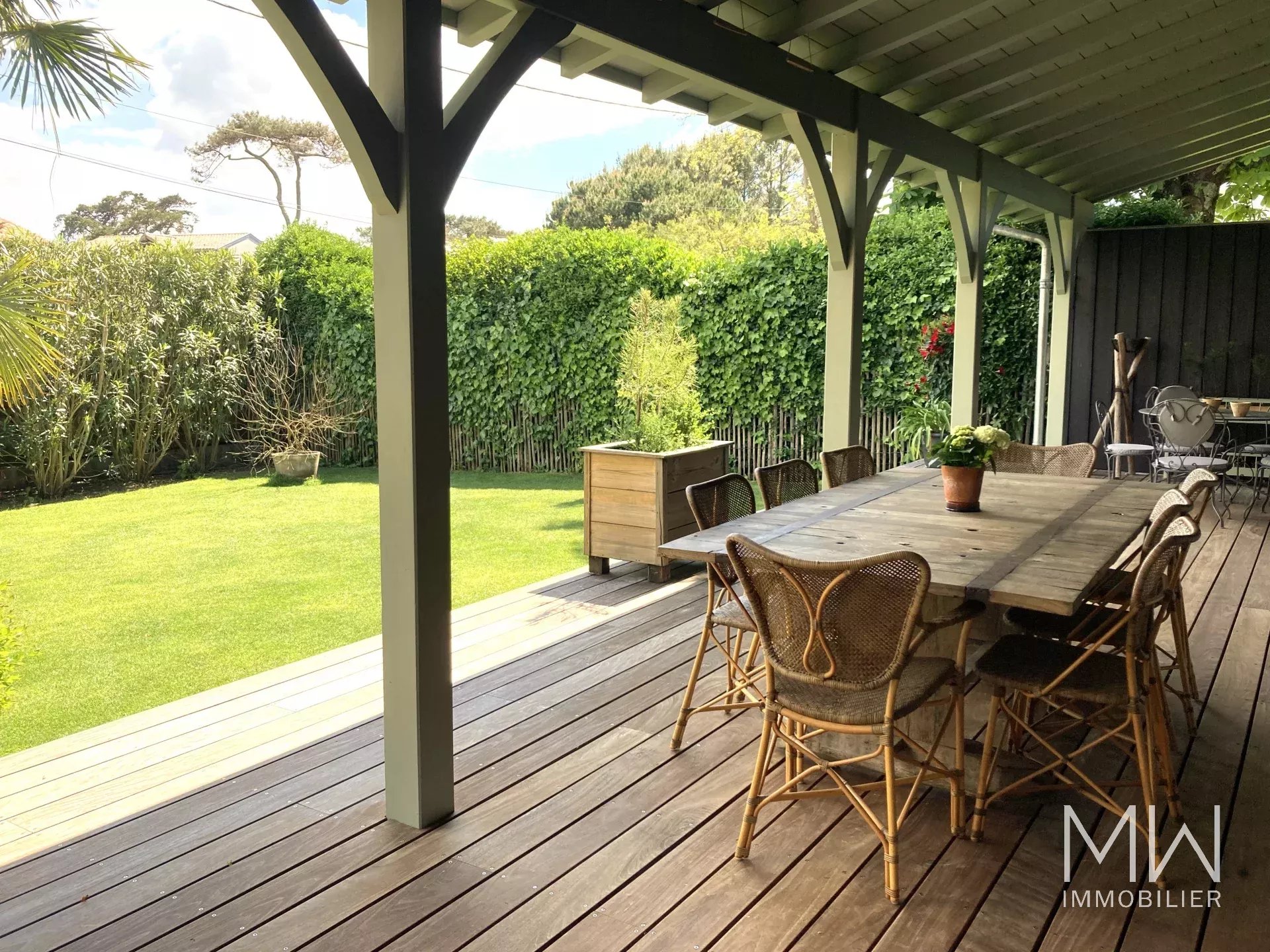 MAGNIFIQUE PROPRIETE  – CAP FERRET –