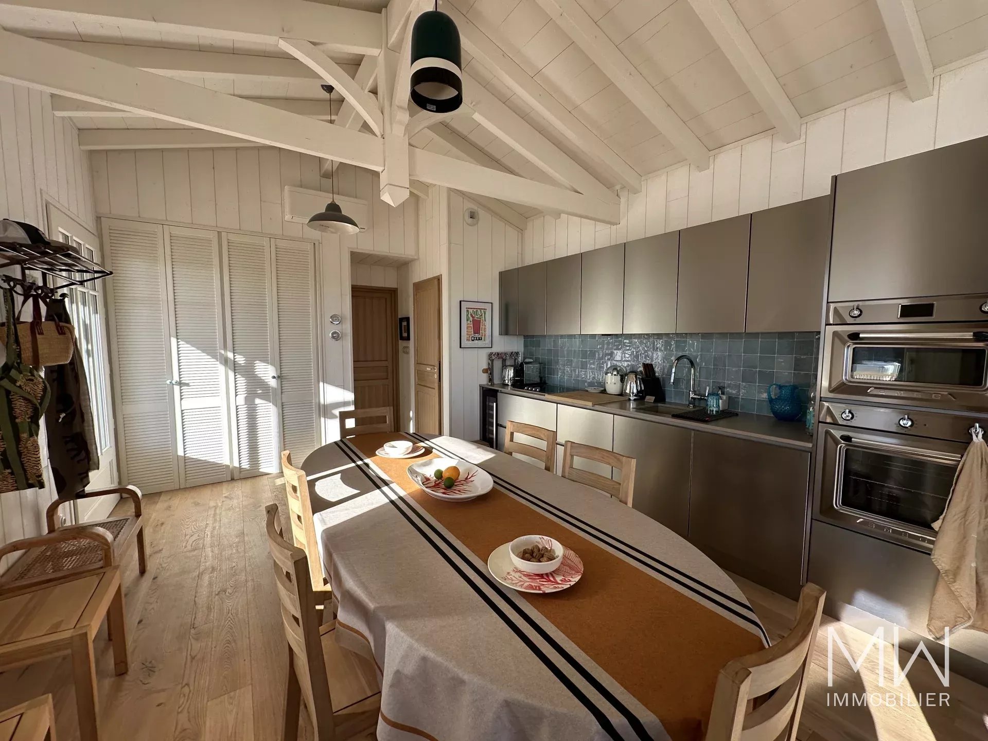 VILLA FACE AU BASSIN – CAP FERRET – 6 COUCHAGES