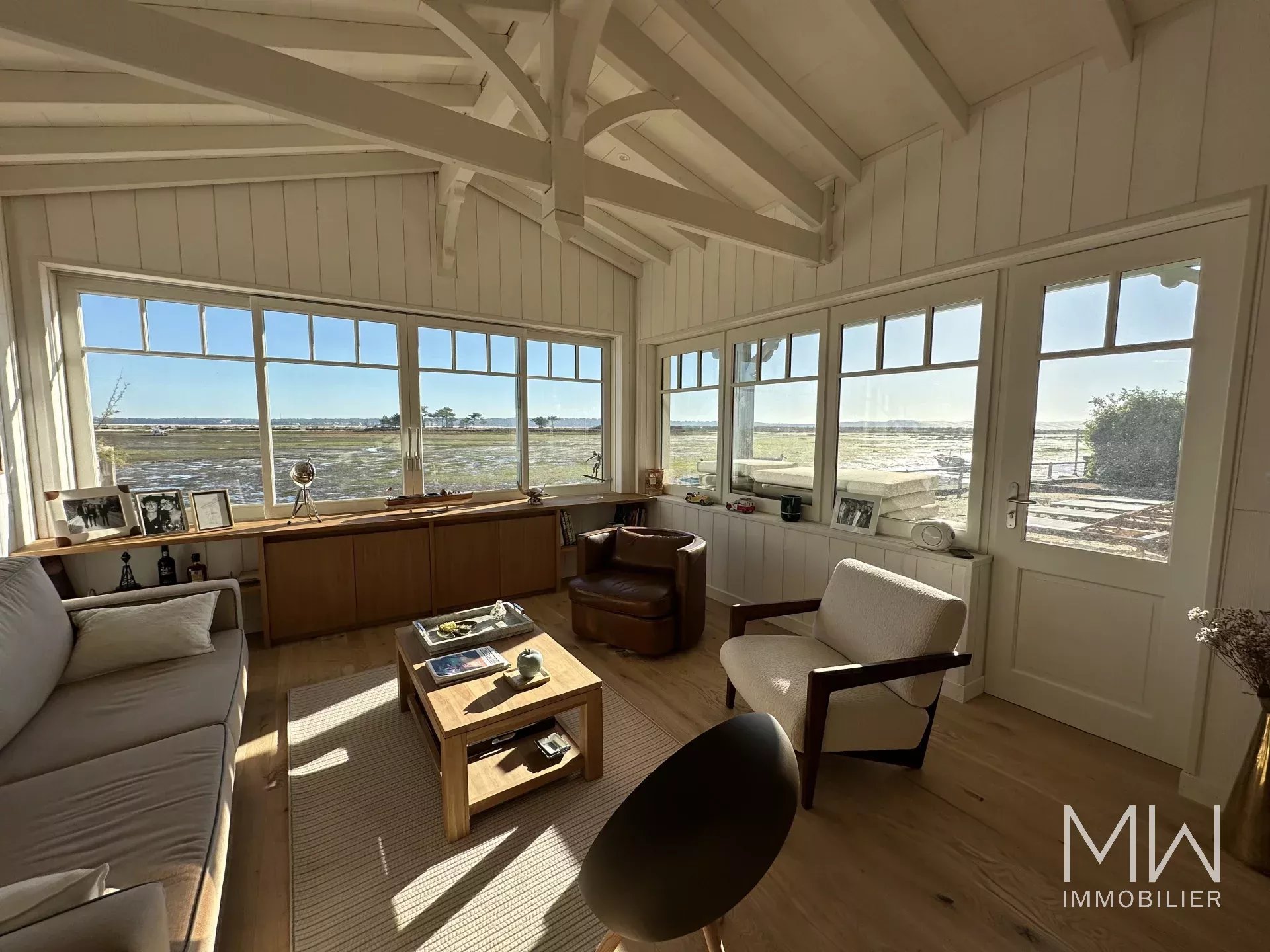 VILLA FACE AU BASSIN – CAP FERRET – 6 COUCHAGES