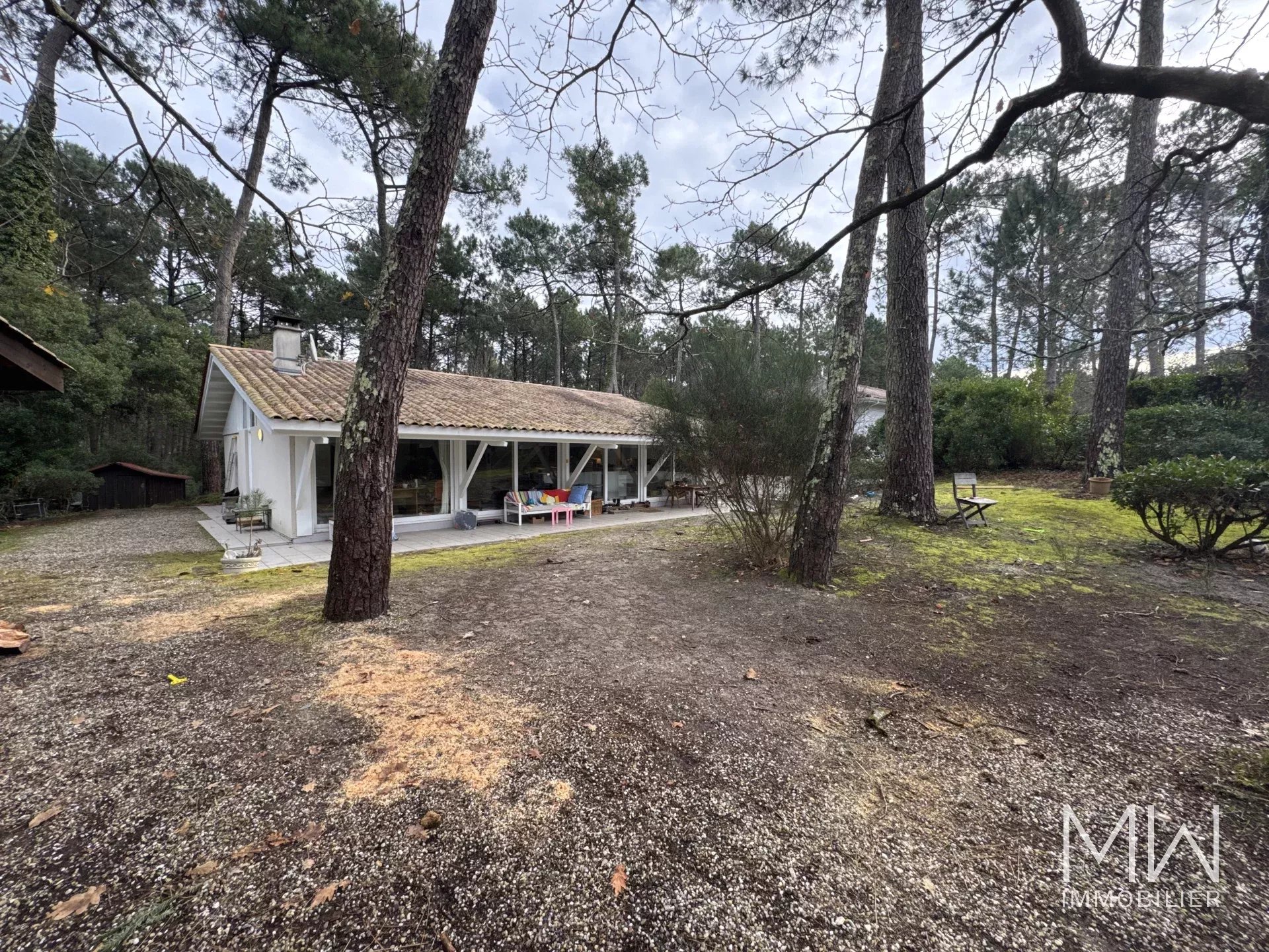 JOLIE MAISON DE PLAIN PIED -PETIT PIQUEY-