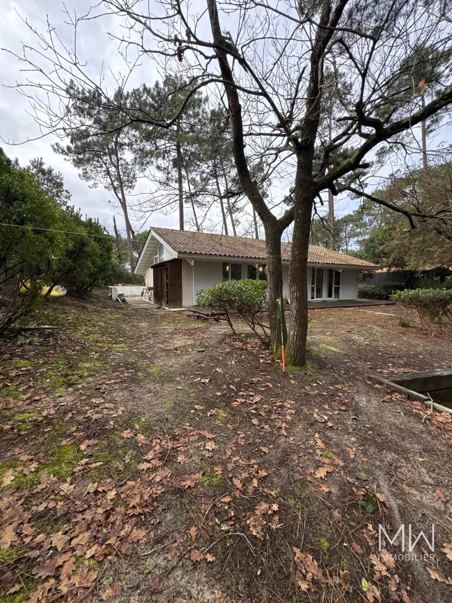 JOLIE MAISON DE  PLAIN PIED -PETIT PIQUEY-