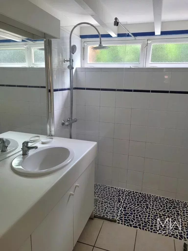 JOLIE MAISON DE PLAIN PIED -PETIT PIQUEY-