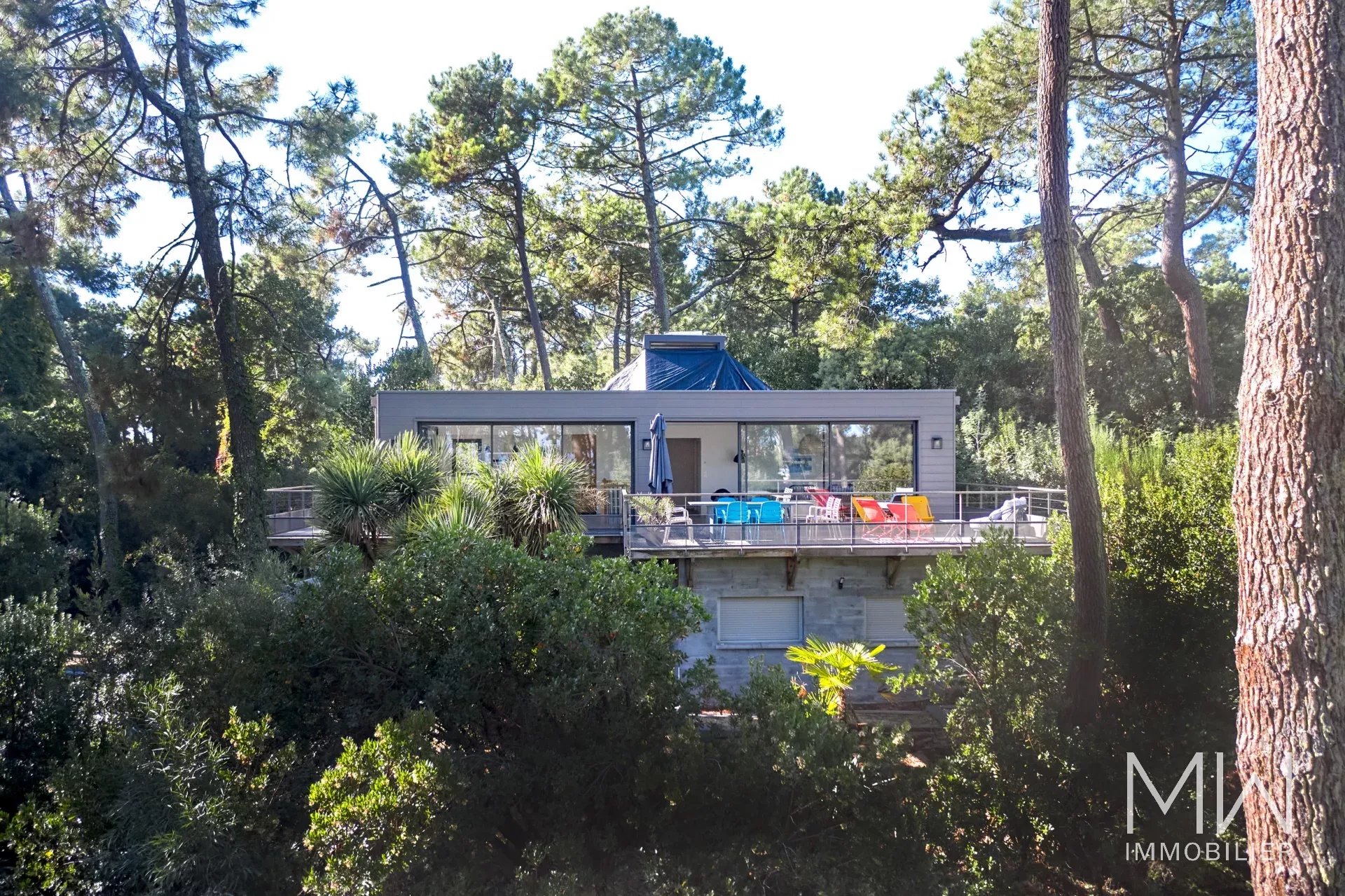 VILLA NICHEE DANS LA PINEDE – CAP FERRET – 8 COUCHAGES
