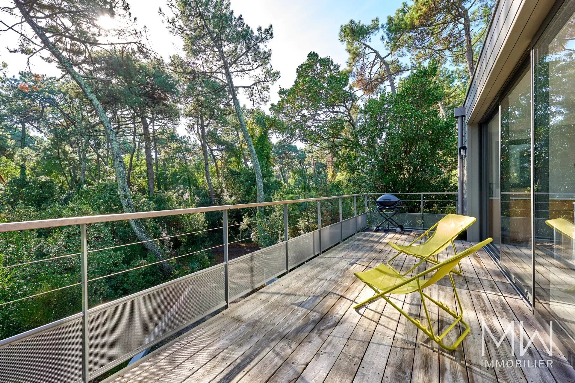 VILLA NICHEE DANS LA PINEDE – CAP FERRET – 8 COUCHAGES