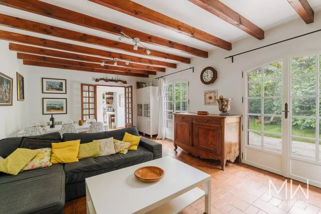 TRES AGREABLE VILLA