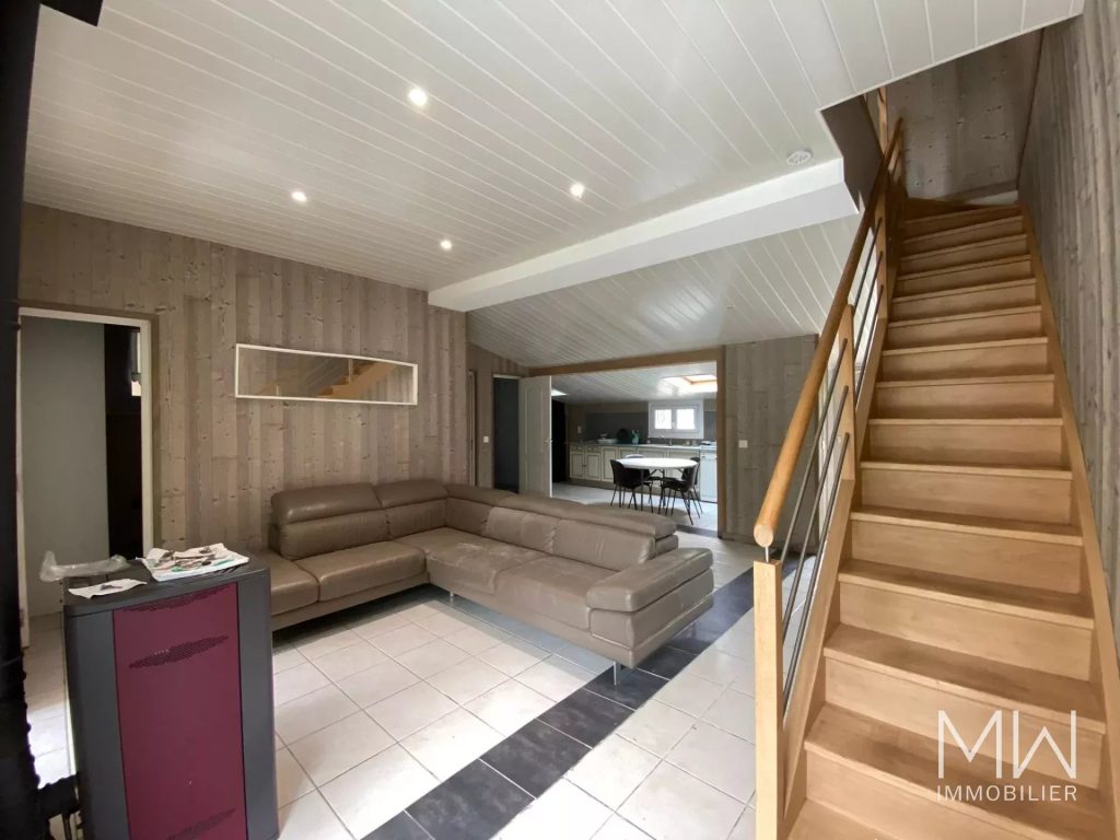 AGREABLE ENSEMBLE IMMOBILIER