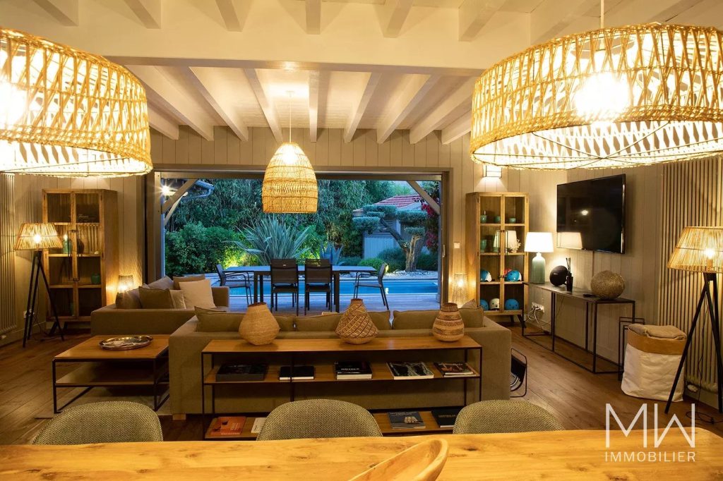 VILLA DE DE PRESTIGE AVEC PISCINE
