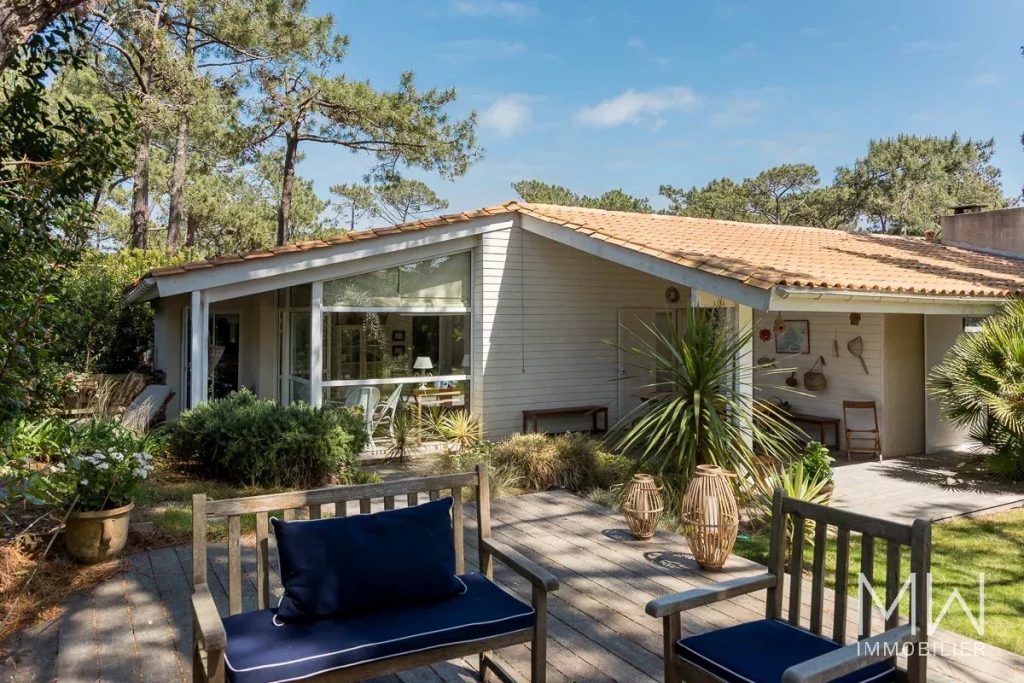 VILLA AU CALME