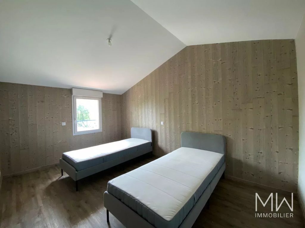 AGREABLE ENSEMBLE IMMOBILIER