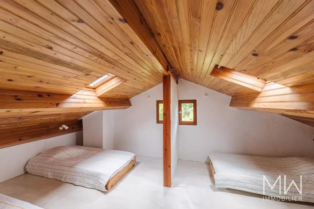 TRES AGREABLE VILLA