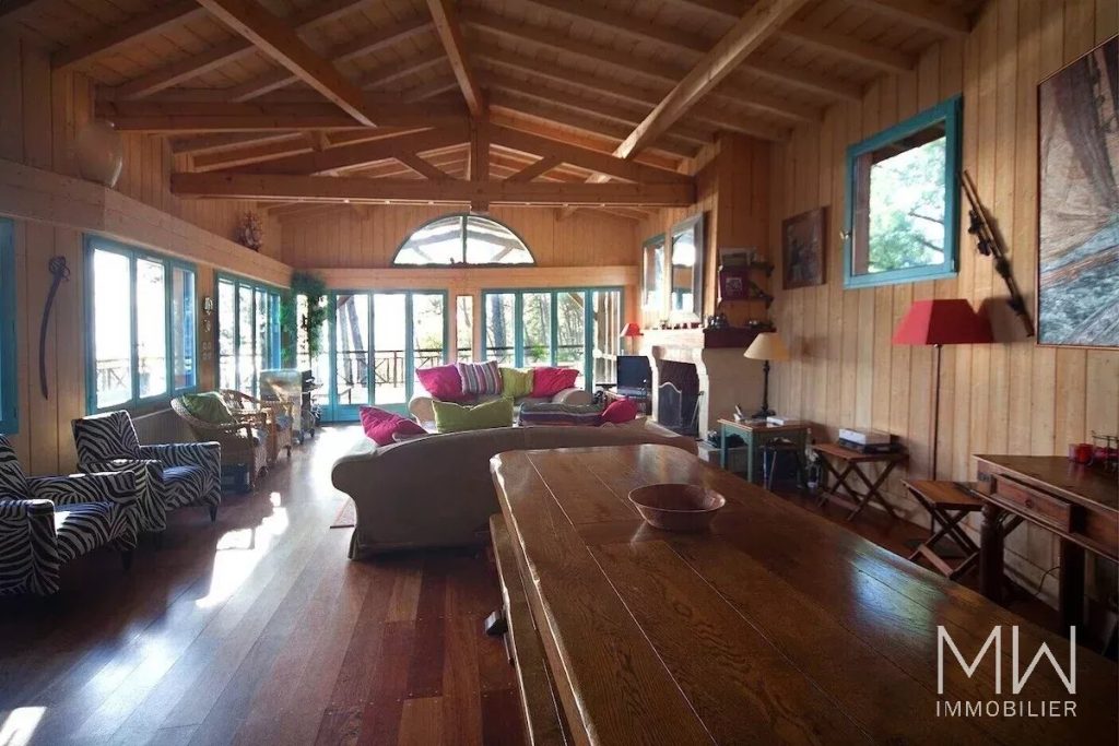 VILLA AVEC VUE BASSIN ET JACUZZI