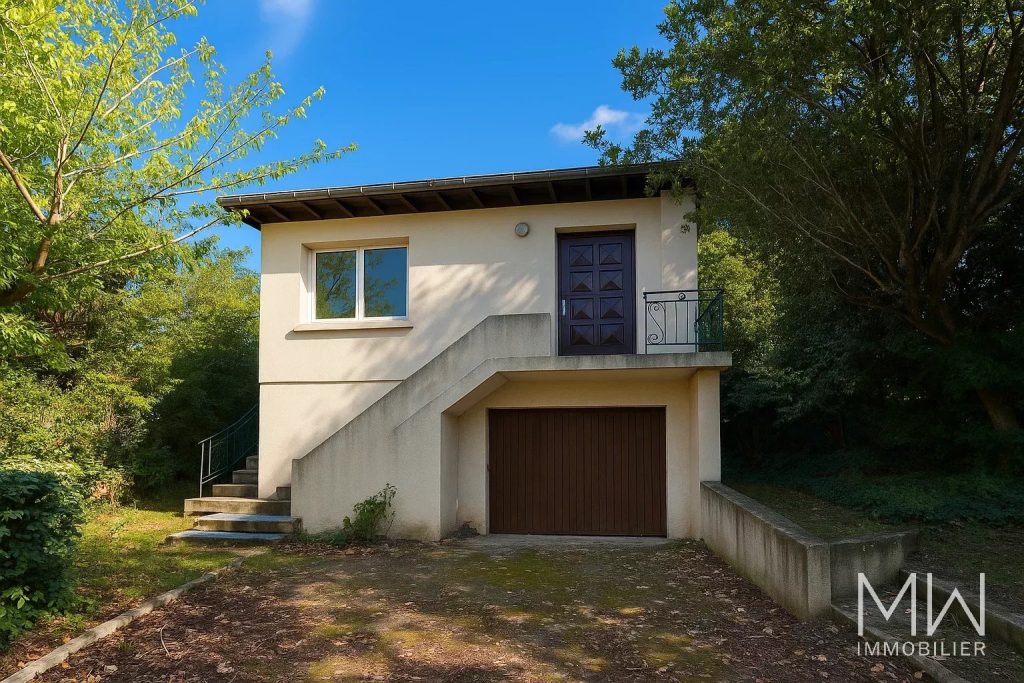 PETITE VILLA PROCHE OCEAN ET CENTRE