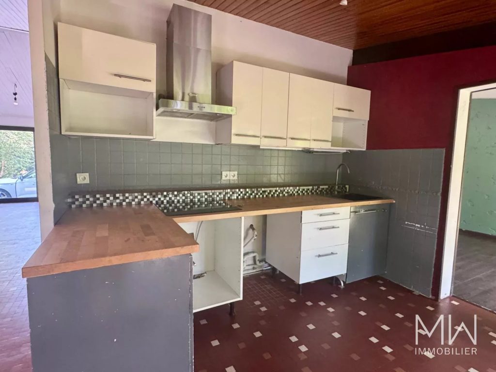 VENDUE – MAISON A RENOVER