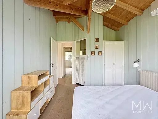 JOLIE VILLA BOIS AU CALME